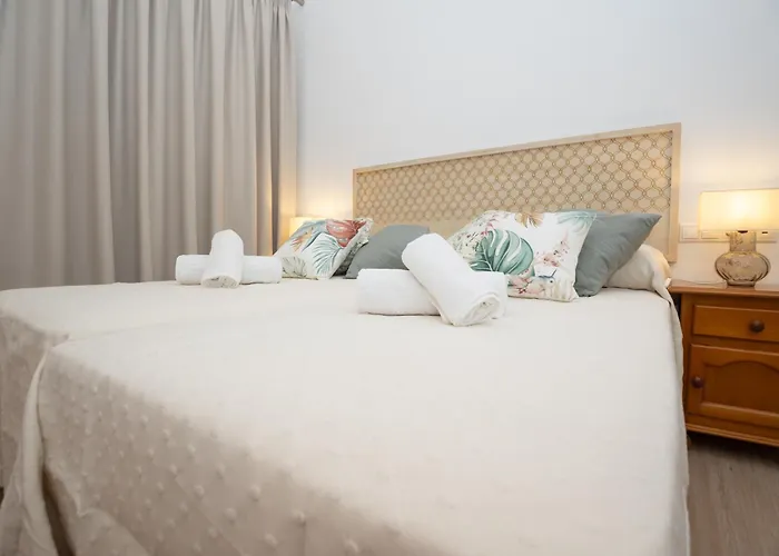 Проживание в семье El Templete 1